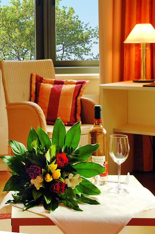 Parkhotel Gueldene Berge ไวเซนเฟลส์ ห้อง รูปภาพ